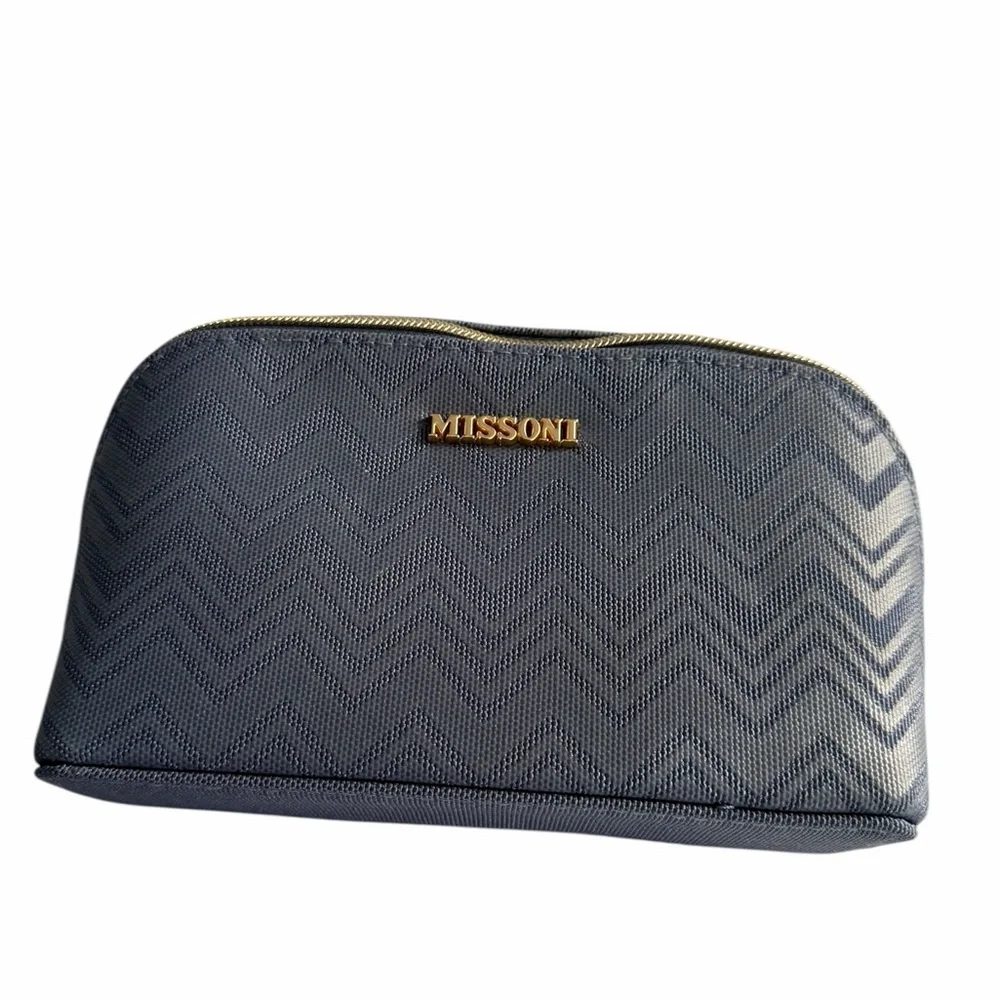 Missoni for Delta One Blue Chevron Zippered Cosmetic Travel Bag. NWT
